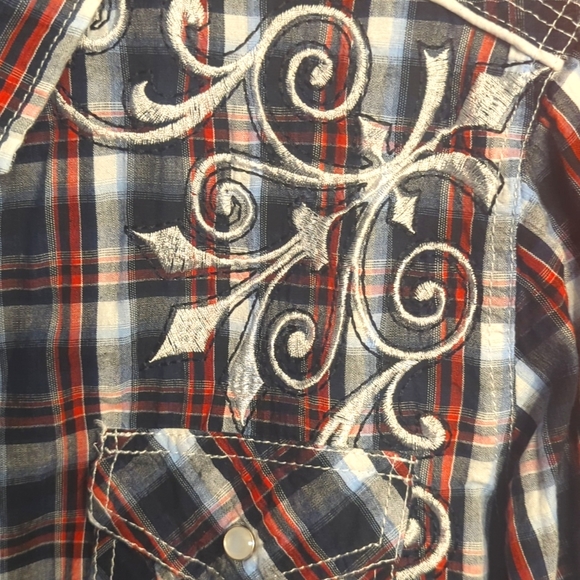 Buckel Pop Icon Clothing - Picture 5 of 8